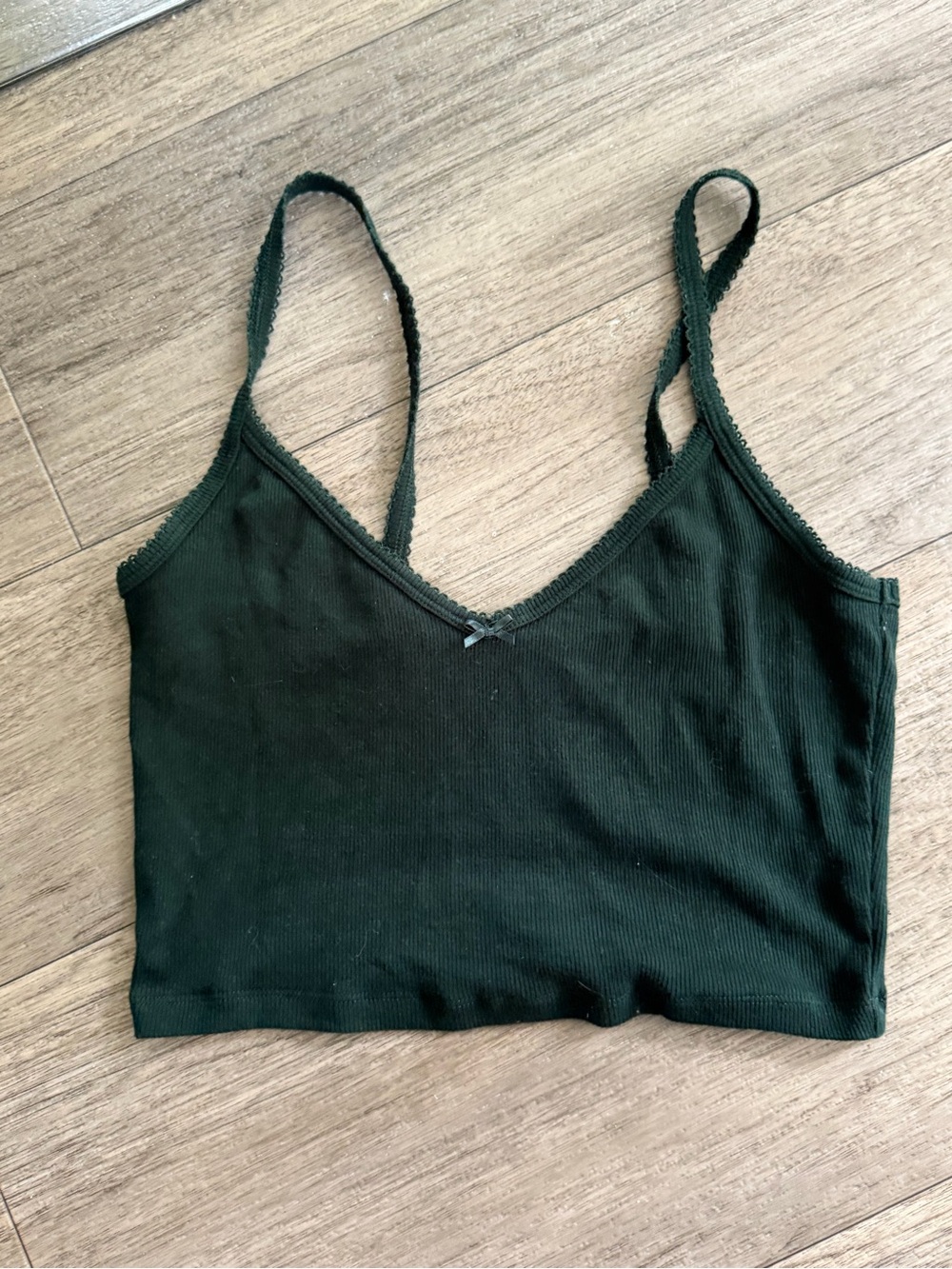 Sunday best green Ribbed V-Neck Crop Cami Top
